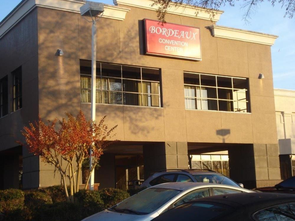 Ramada Plaza By Wyndham Fayetteville Fort Bragg Area מראה חיצוני תמונה